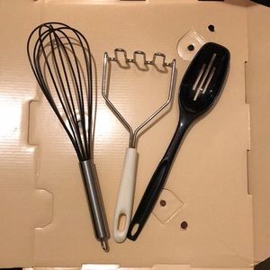 KITCHEN UTENSILS
